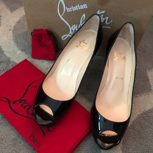 Size 39 Christian Louboutin peep toe heels